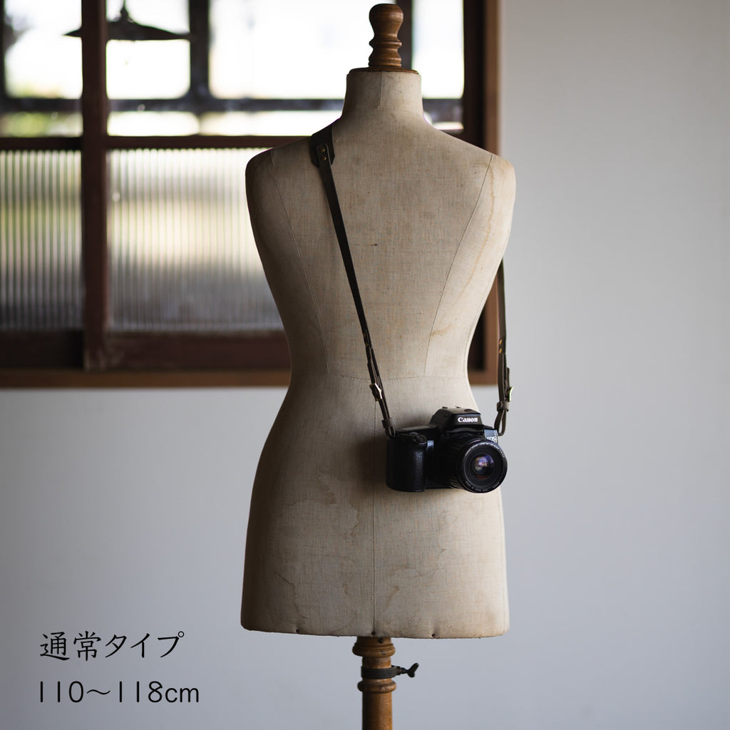 CHINON フィルムカメラ ブラック ケース ストラップ 昭和 レトロ CHINON フィルムカメラ ブラック ケース ストラップ 昭和 レトロ